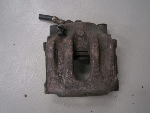 Bremssattel Vorne Links BMW 320i Bj 1997 E36 2531186