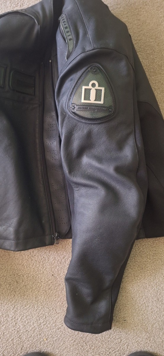 Icon Accelerant Motorcycle Jacket Size Small Liner Included