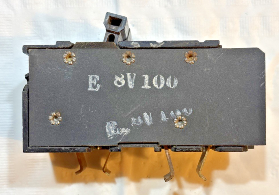 Square D XO230 120/240V 30A 2-Pole Circuit Breaker for sale online