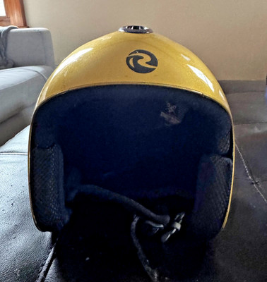 Rossignol gold ski helmet 58CM