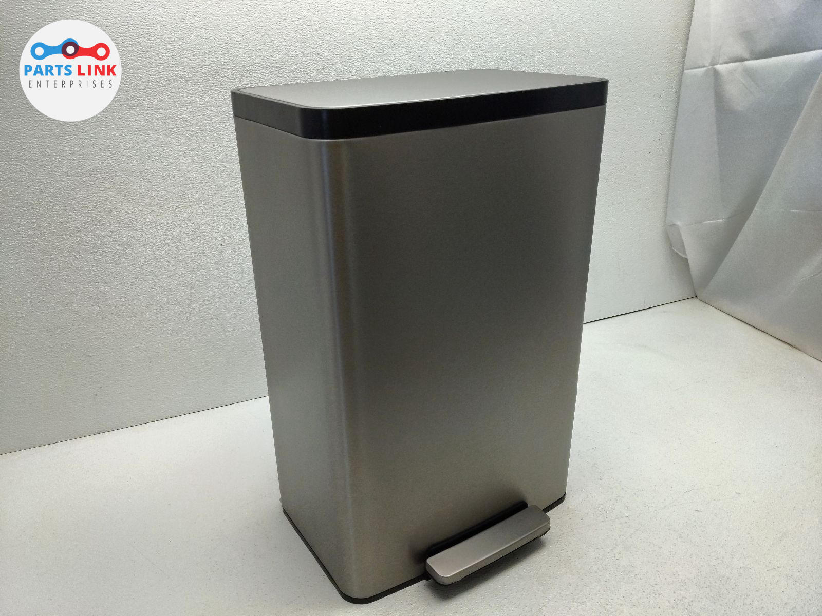 KOHLER TRASH CAN 12.4gal 47L Step QuietClose Lid Stainless Steel BIN 1600249 eBay