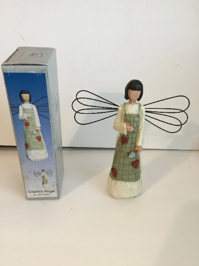 Lincolnshire Country Angel Wood Figurine 8 Inch Green Apron Gift Collection New-image