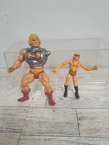 Vtg 1983 Mattel MOTU Battle Armor He-Man Figure (Missing Arm) 1982 Arco Bendable