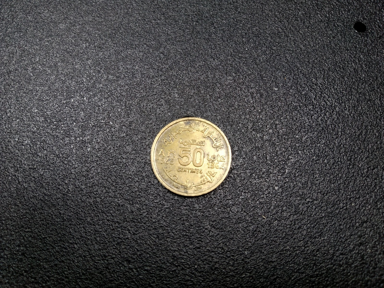 Foto 1 di 2