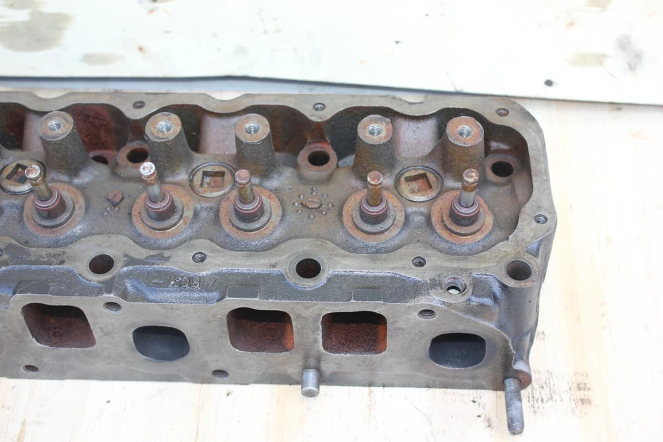 Culata para Jeep Cherokee Grand Cherokee WJ Wrangler TJ 4,0 L 53010334 Foto 2 de 4