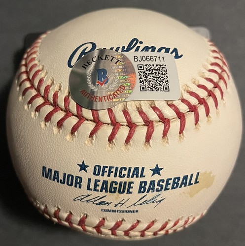 Josh Johnson Marlins Padres Signed OMLB Selig Baseball Beckett Authenticated - Picture 2 of 2