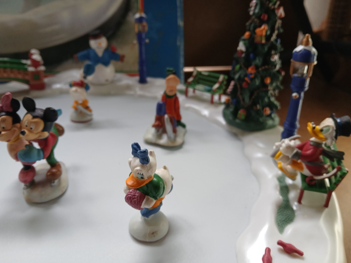 【希少】Mickey's Holiday Skaters ディズニー クリスマス ディズニー Mickey's Holiday Skaters Disney MR. CHRISTMAS