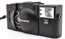 NEAR MINT Olympus XA2 Point Shoot Film Camera A11 Flash From JAPAN