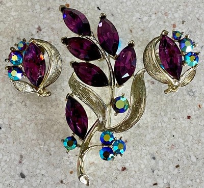 Vintage Lisner Brooch Earrings Set Purple Marquise AB Iridescent Rhinestone