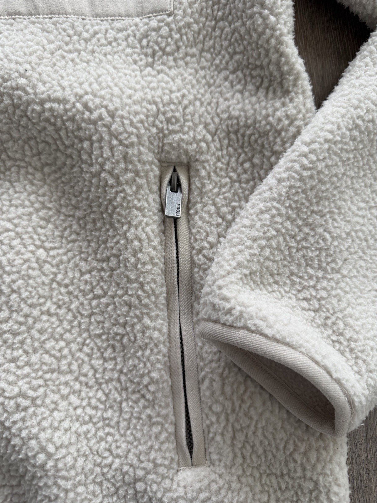 Vuori Alpine Jacket - image 2