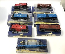 American Flyer Great Northern Train Freight Car Lot   7 Cars   S Gauge