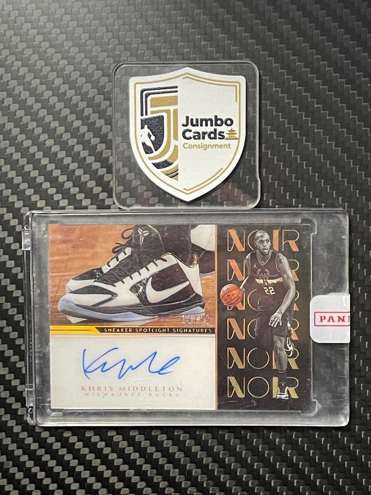Khris Middleton 2022-23 Panini Noir Sneaker Spotlight Auto /99