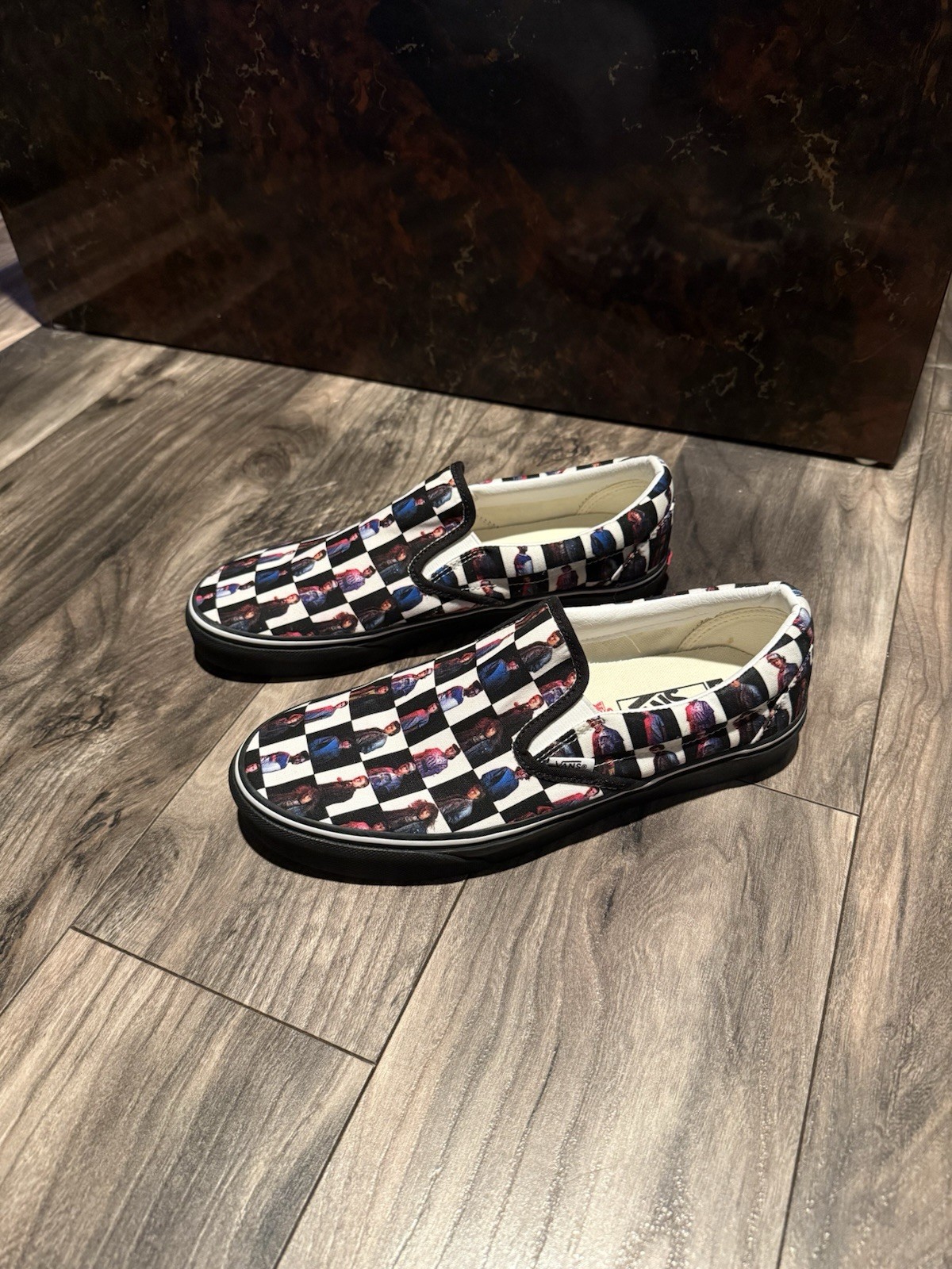 1/1 SAMPLE Vans x Stranger Things Show Netflix Era Old Skool School 2022 9 M DS image 4