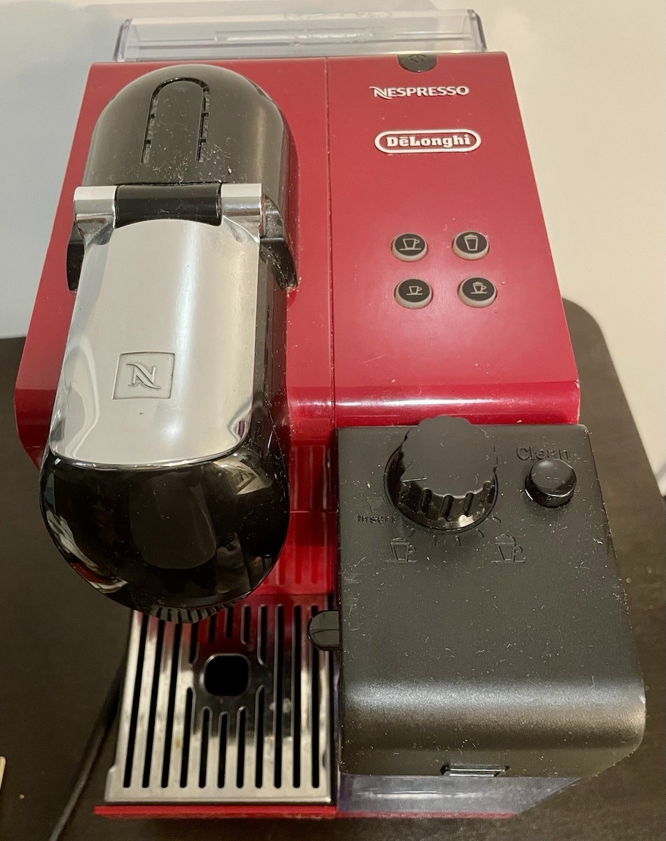 Nespresso EN520R Lattissima Latte Cappuccino Espresso Delonghi