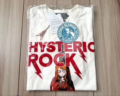 トップス ONE PIECE HYSTERIC GLAMOUR NAMI FLYING V ONE PIECE x HYSTERIC GLAMOUR Nami FLYING V T-Shirt with Sticker