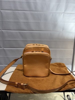 Louis Vuitton Monogram Vernis Shoulder Bag Gold Hardware Certificate