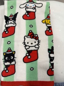 Hello Kitty & Friends Christmas Towel Set Of 2