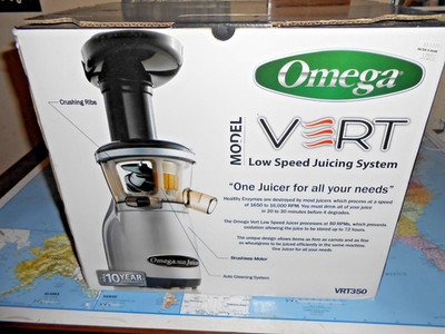 Omega VRT350 Silver Heavy Duty Dual-Stage Vertical Single Auger Low Speed Juicer