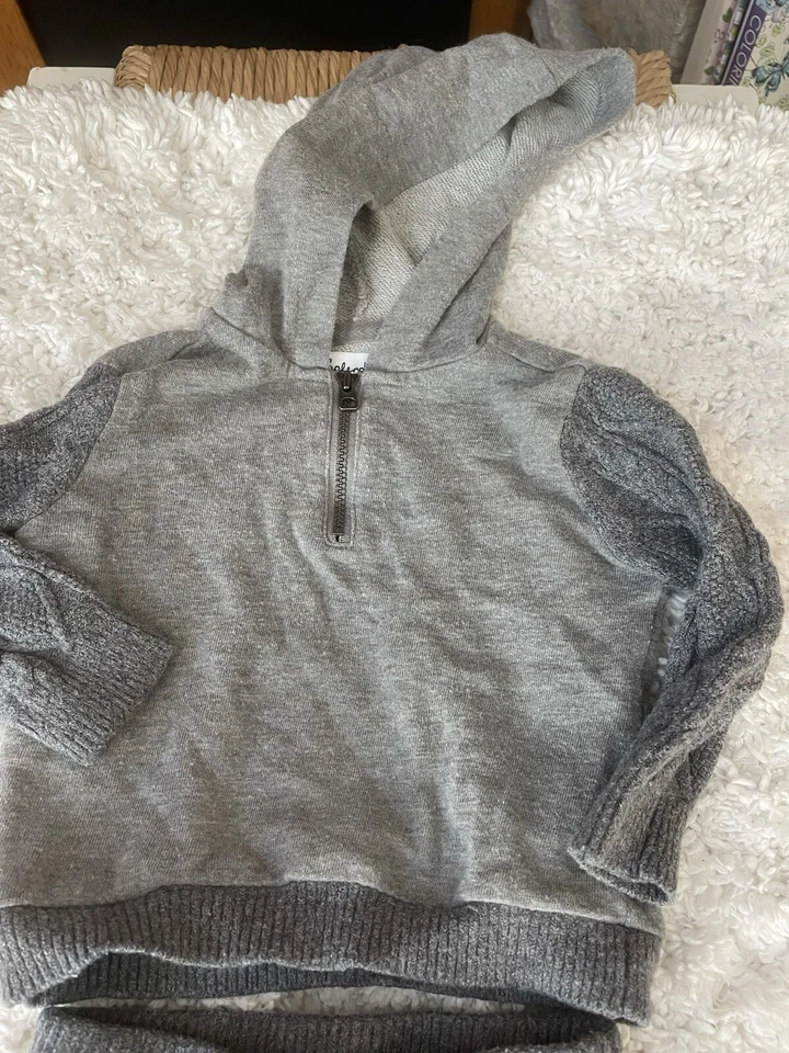 Splendid boys sz. 3/6 mo. two piece zip hoodie/ sweater w/ pants. Adorable  - Image 3 of 4