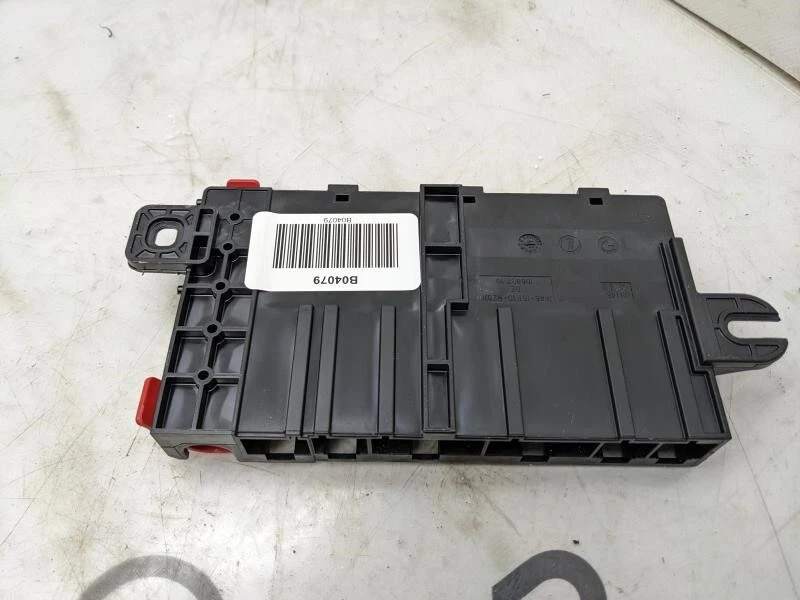 BMW 430i xDrive 2017-2020 caja de fusibles de alimentación de batería positiva 61149227752 OEM Foto 3 de 4