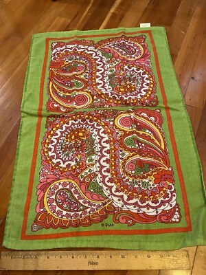   NWOT  VERA   Neumann PAISLEY  100% Cotton Terry Cloth Kitchen Tea Hand Towel