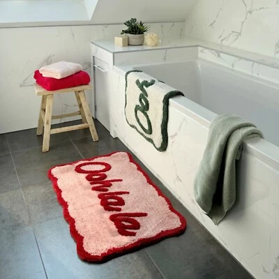 MOOKY MATS Ooh La La Slogan Scallop Bath Mat Non Slip - Soft, Cute Scalloped Bathroom Rug