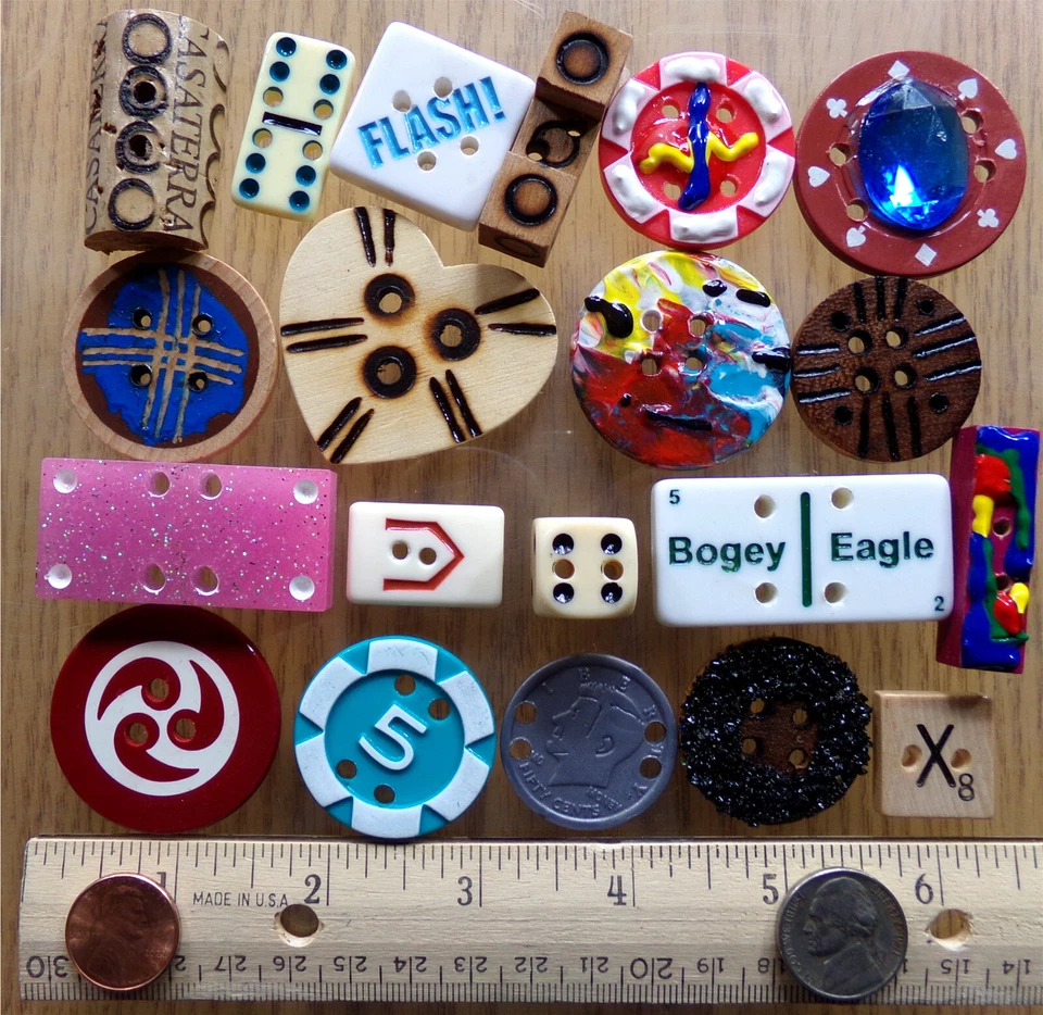 ART BUTTON LOT #2 Handmade Mix Wood Clay Cork Acrylic Poker Burn Paint Carve 3-D - Image 3 of 4