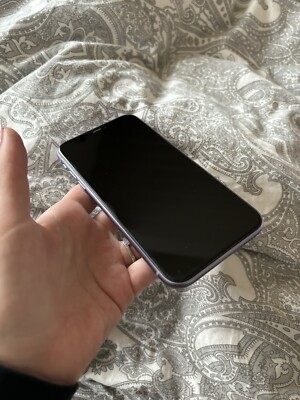 Apple iPhone 11 A2221 - 64GB - Violett (Ohne Simlock) (Dual-SIM)