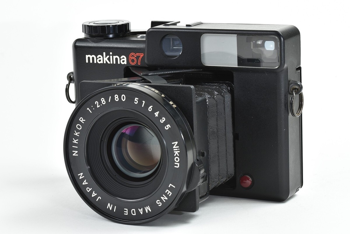 フィルムカメラ PLAUBEL makina 67 +NIKKOR 80mm F2.8 #718 Plaubel makina 67 プラウベル マキナ / Nikon NIKKOR 80mm F2.8