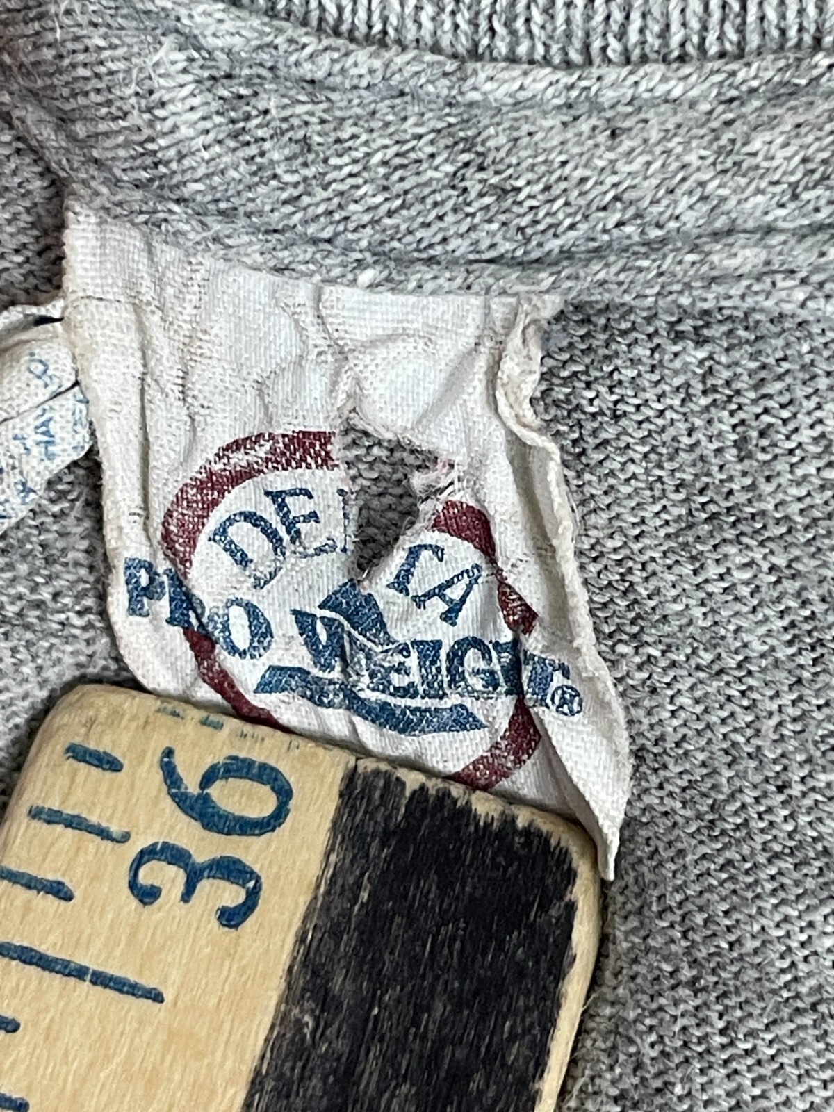 Delta Basic T-Shirt Medium Pro Weight Preshrunk G… - image 13