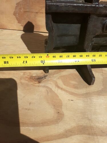 FIRE PLACE VINTAGE FRET GUARD CAST IRON OLD DAMPENER DUST GRILL KNIGHTS ENGLISH - Picture 9 of 12
