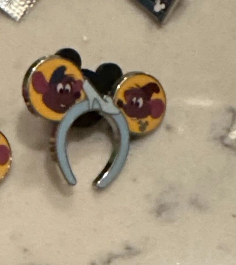 New 2026 WDW Hidden Mickey Cinderella Jaq And Gus Gus Mickey Headband Chaser Pin