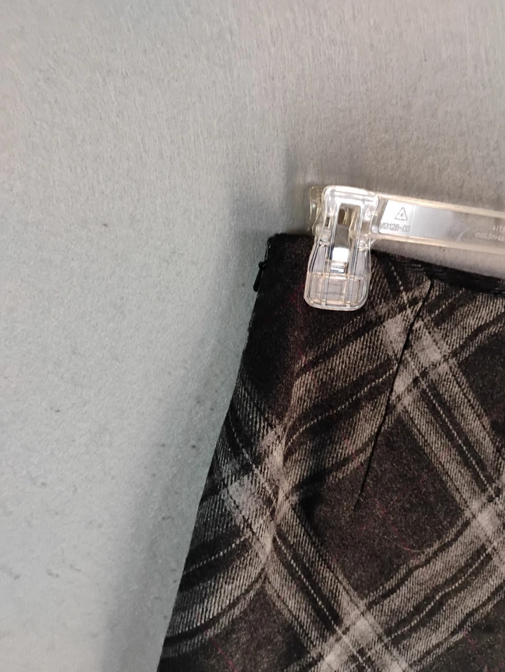 Falda para mujer Eddie Bauer 6 gris mezcla de lana forrada geométrica cremallera lateral línea A Foto 4 de 4