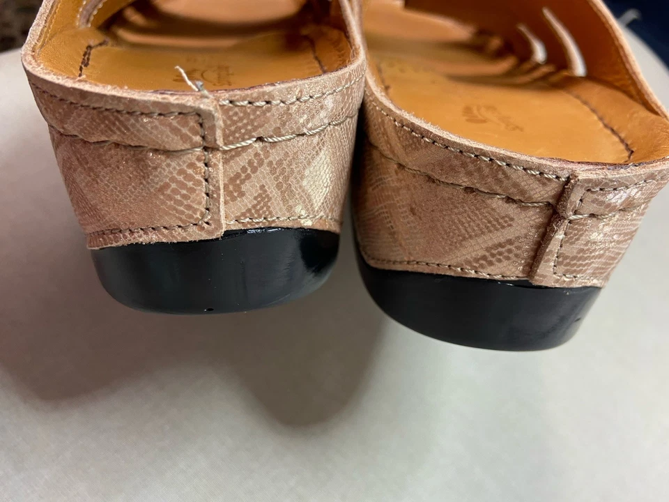 New SPRING STEP EULALE Leather Wedge Strappy Sandals Champagne Sz 41 US 9.5-10 - Image 4 of 4