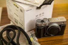 FUJIFILM X-E5 Mirrorless Camera Body Silver - MINT