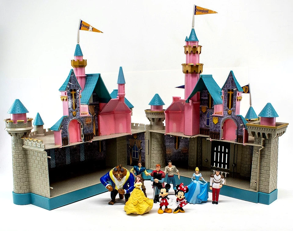 Sleeping Beauty Castle Sound & Music w 9 Figures Disney Resort - Image 3 of 4