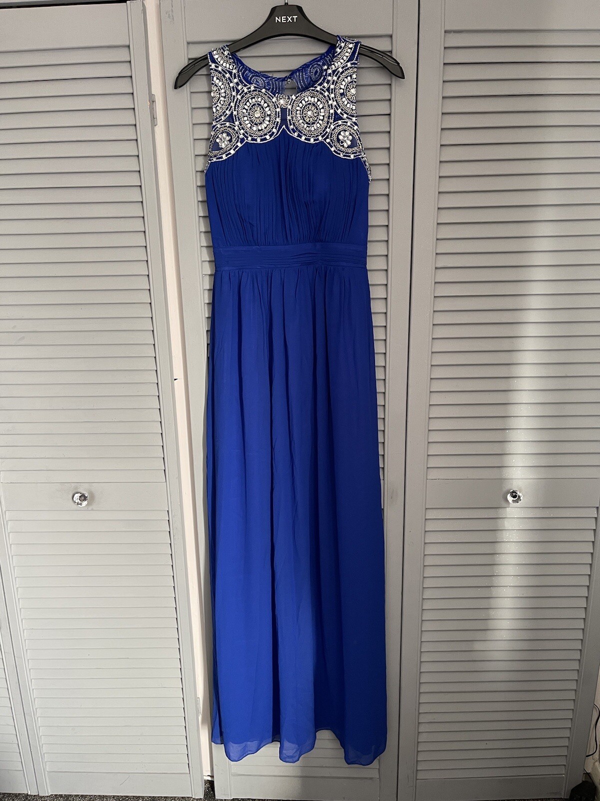 Picture 1 of 24