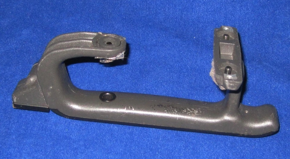 Винтажная ручка для переноски видеокамеры Hitachi VTR с винтами - Изображение 3 из 4