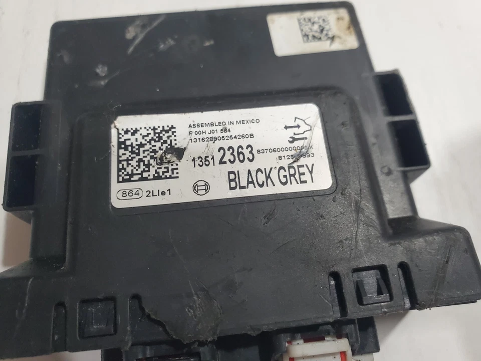 OEM 2016 2017 2018 Chevrolet Camaro PARK ASSIST CONTROL MODULE 13512363 6L4 - Image 3 of 4