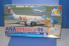 Boeing 767-300 ANA Pokemon Jet '99 1/200 TOMY JAPAN