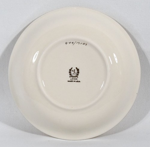 Lenox Westchester Fruit Sauce/Bowl 5 1/2" Gold Trim & Backstamp M139 - Picture 3 of 4