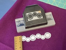 RARE EK Success Large Trim Border Punch Flower Chain, 1 1/8