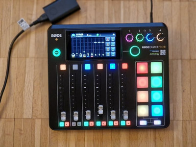 RODE RODECaster Pro II - Top!!!