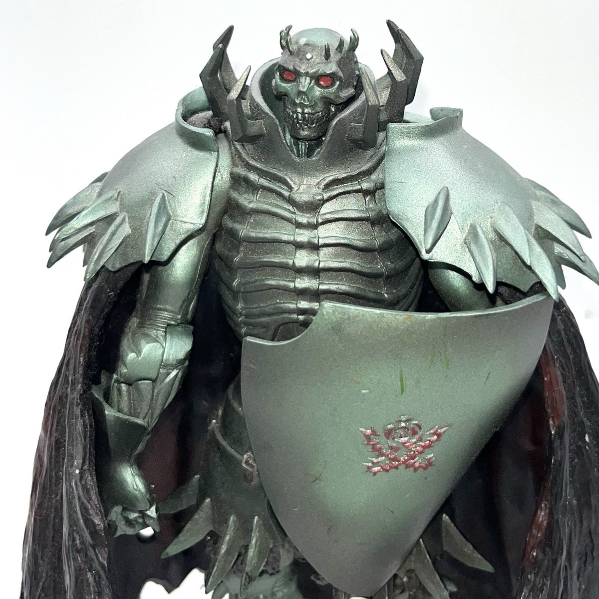 Berserk Art Of War Action Figure Lot Femto & Skull Knight Read