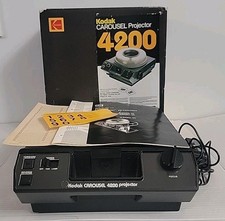 Kodak Carousel 4200 Slide Projector Remote - TURNS ON- UNTESTED - READ