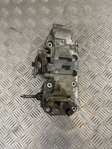 BMW 4 F36 Gran coupe 2018 Halterung Lichtmaschine 8506863 Diesel 190kW UTO60791