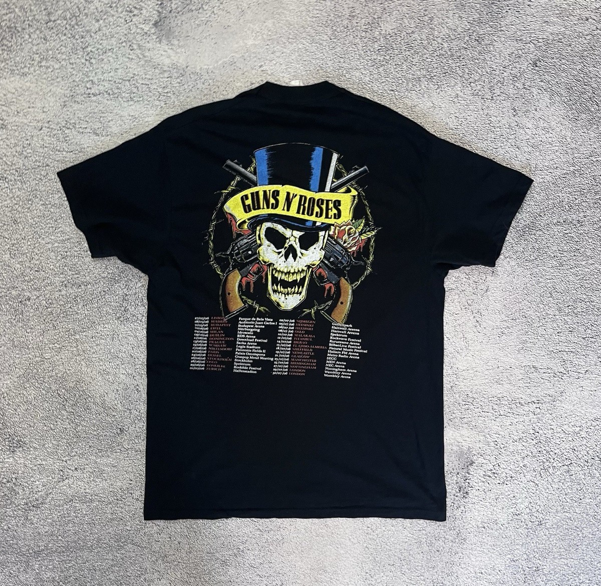 Vintage Guns N Roses 2006 Tour T Shirt Black Band Tee Rock 