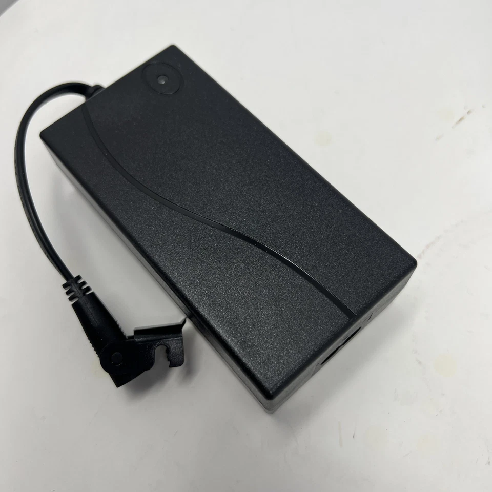 Reloj de hora perforadora de asistencia de empleados LCD máquina de tarjetas perforadoras de oficina con tarjetas de tiempo Foto 4 de 4