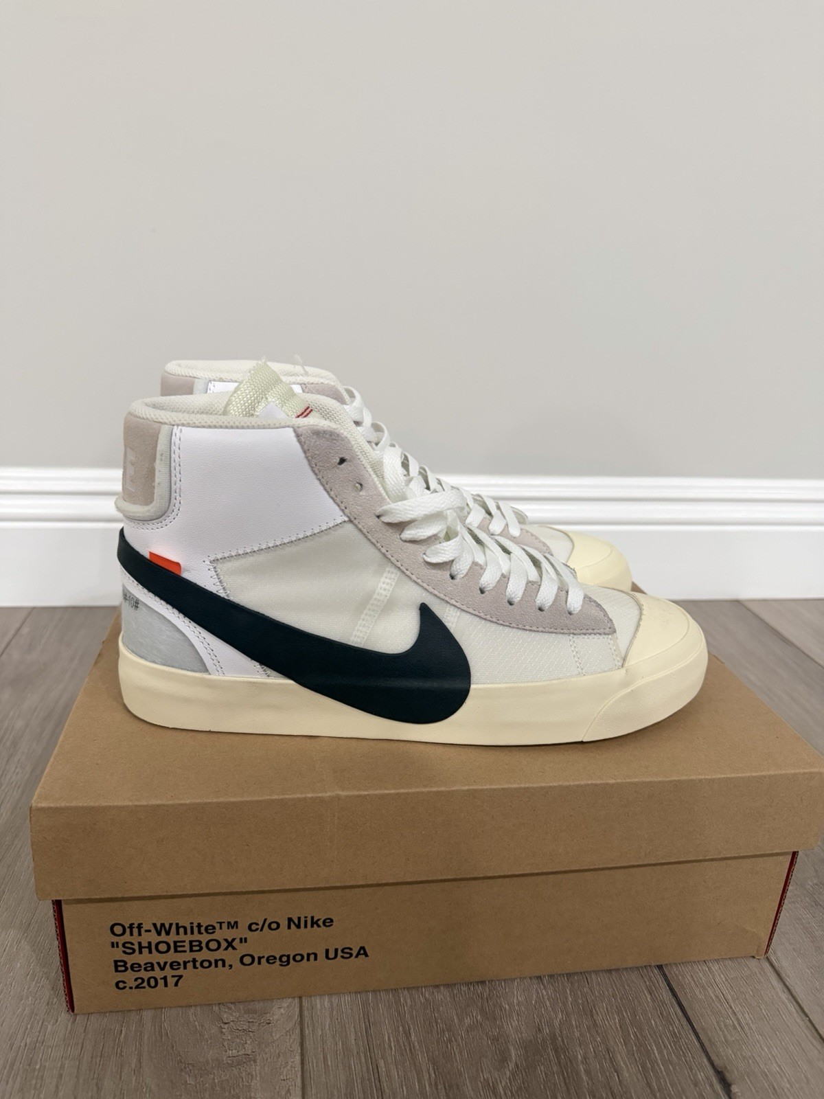 Nike Off-White Blazer Mid THE 10 AA3832-100 White Black Muslin 2017