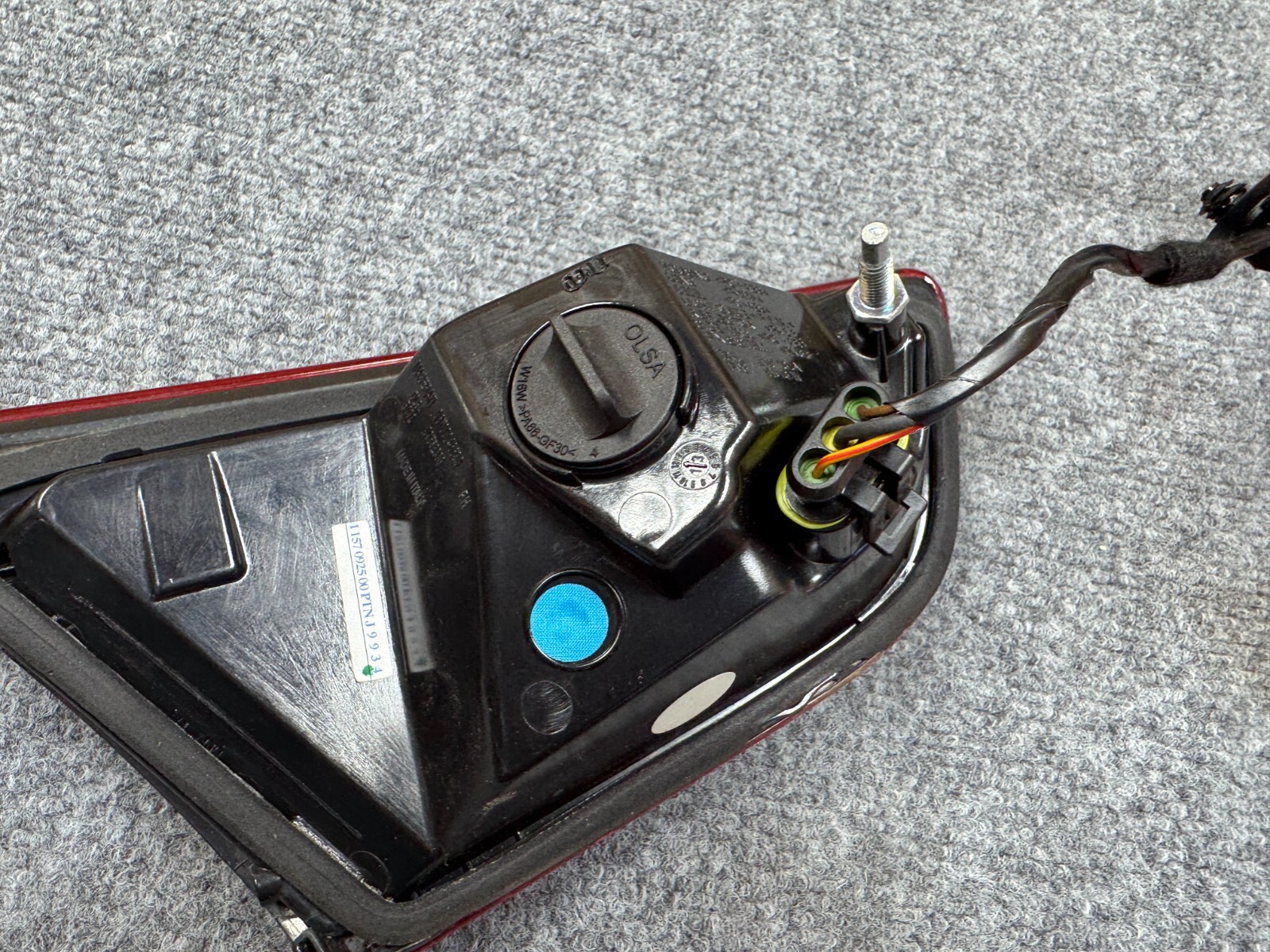 MASERATI GHIBLI M157 14-17 OEM REAR RIGHT PASSENGER RH INNER TAIL LIGHT LAMP 60K